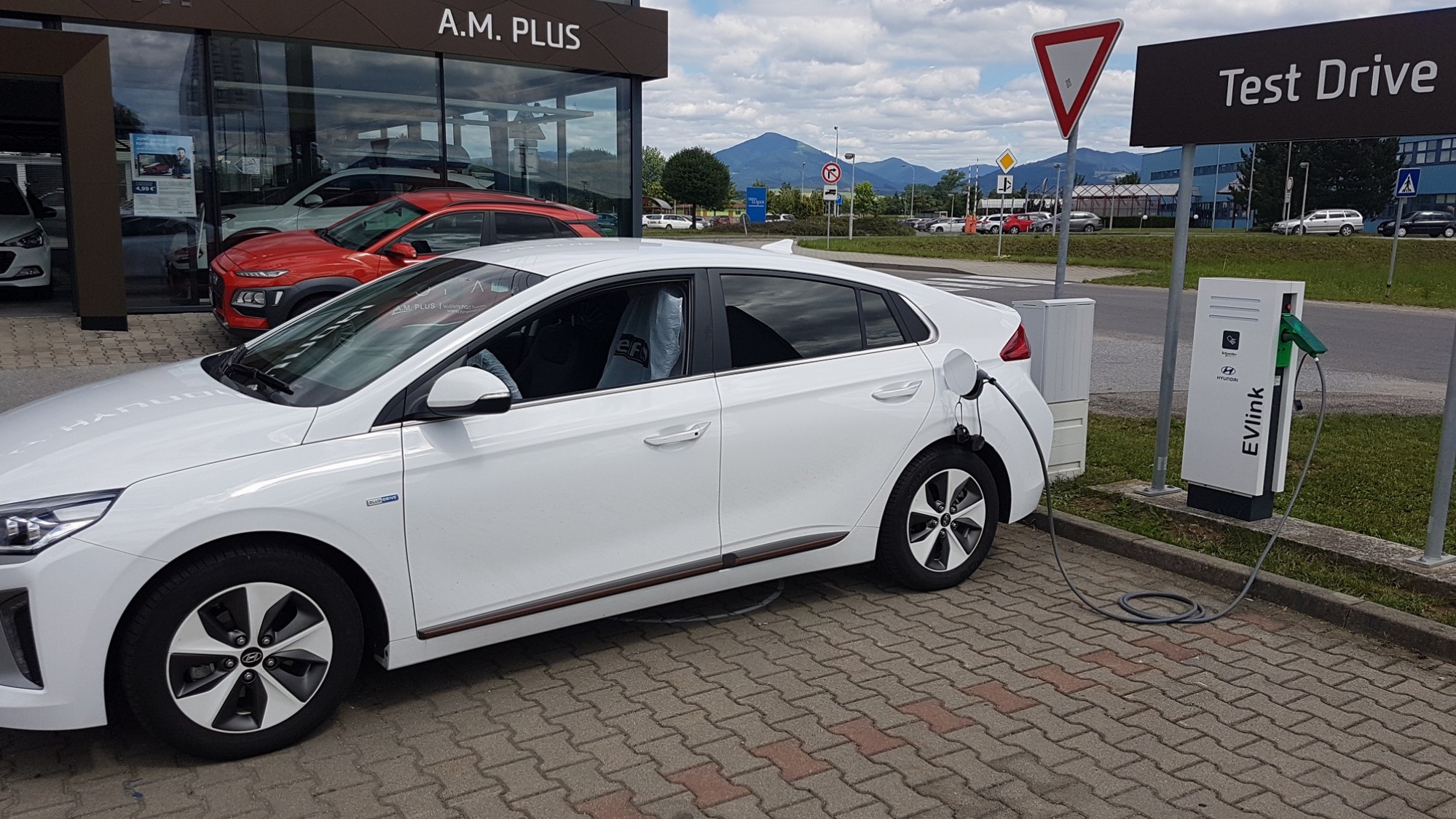 Kliknite na obrázok pre väčšiu verziu  Meno:	20180702_150625.jpg Videní:	1 Veľkosť:570,3 KB ID:	26100