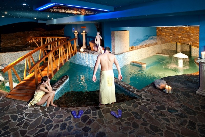 Click image for larger version  Name:	hotelpermon.jpg Views:	1 Size:	132.5 KB ID:	1844