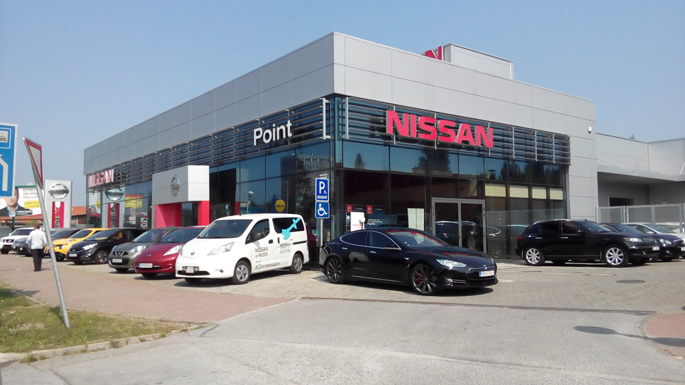 Click image for larger version  Name:	nissanzilina.jpg Views:	1 Size:	385.3 KB ID:	5478