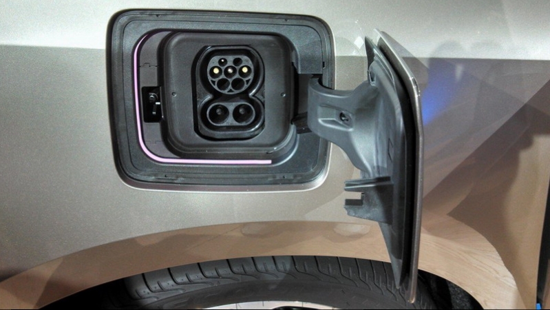 Stary BMW i3 - Kliknite na obrázok pre väčšiu verziuMeno:	Videní:	1Veľkosť:235,2 KBID:	18690
