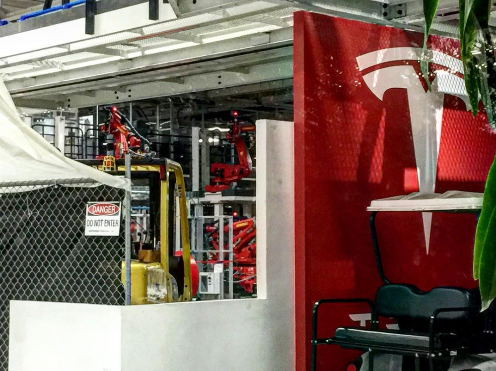 tesla-model-3-production-line.png