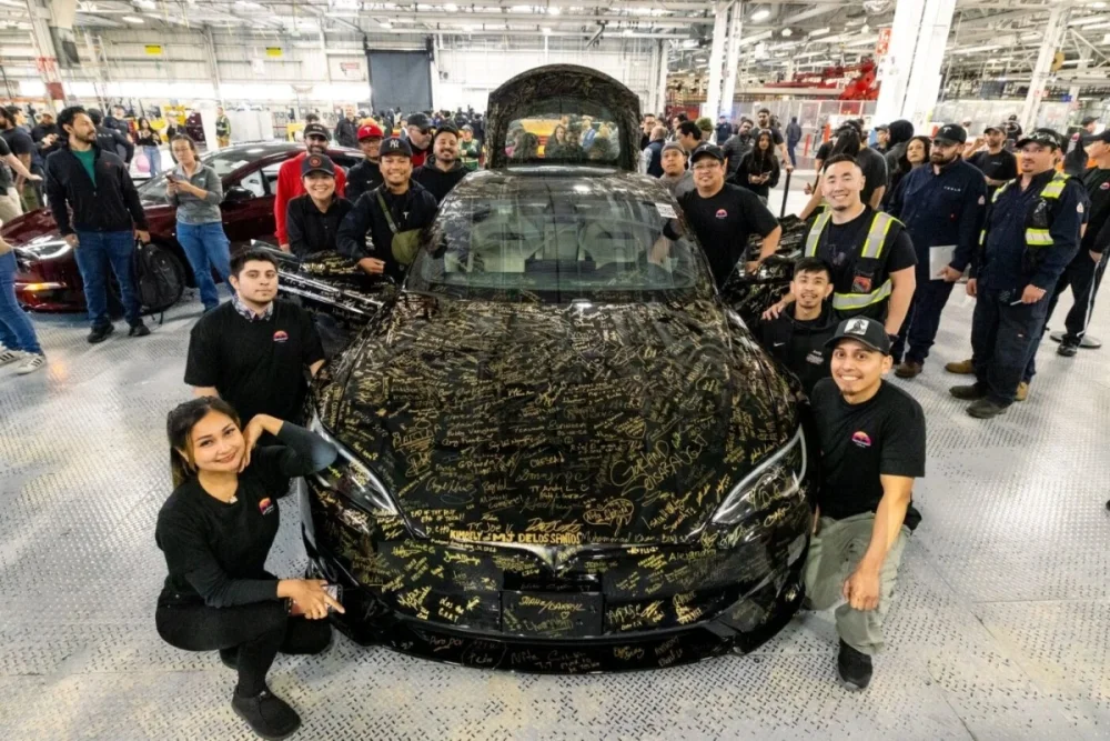 tesla-model-s-ends.webp