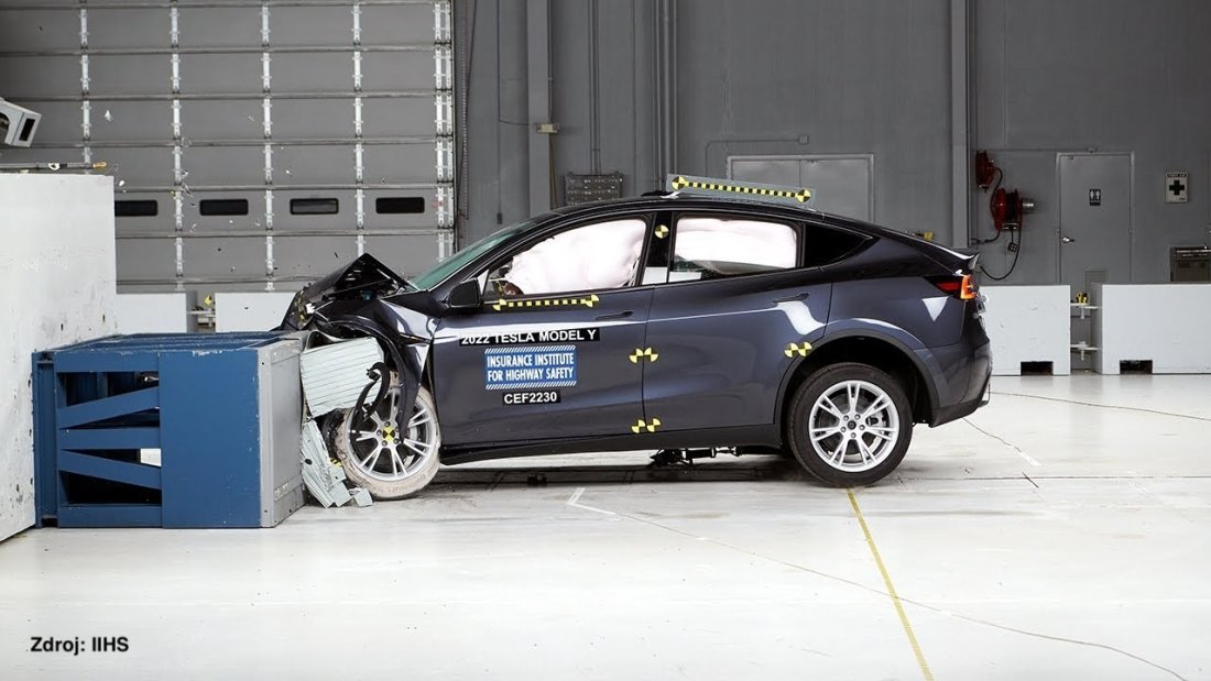 Tesla Model Y Crash.jpg