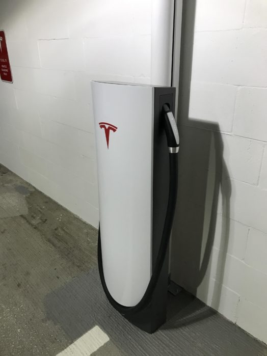 tesla-urban-supercharger-1-524x699.jpg