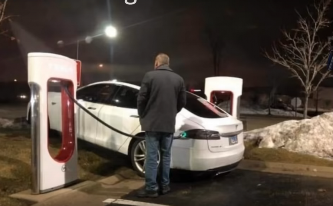 Tesla_beginner_charging.png