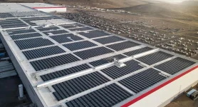 tesla-gigafactory-nevada-solar-roof.webp